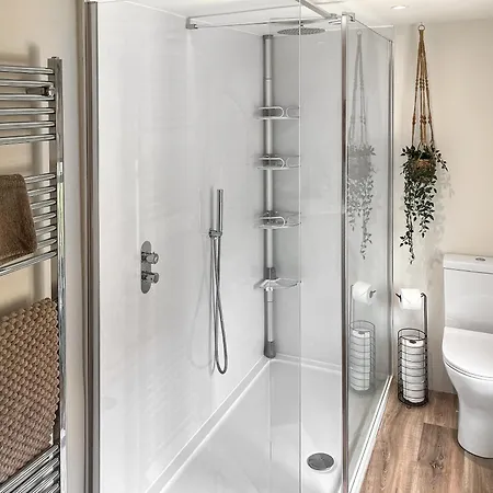 Wisteria * Harrogate